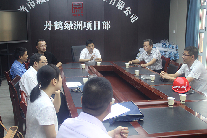 市督察組檢查市城投公司丹鶴綠洲項目農民工工資支付工作